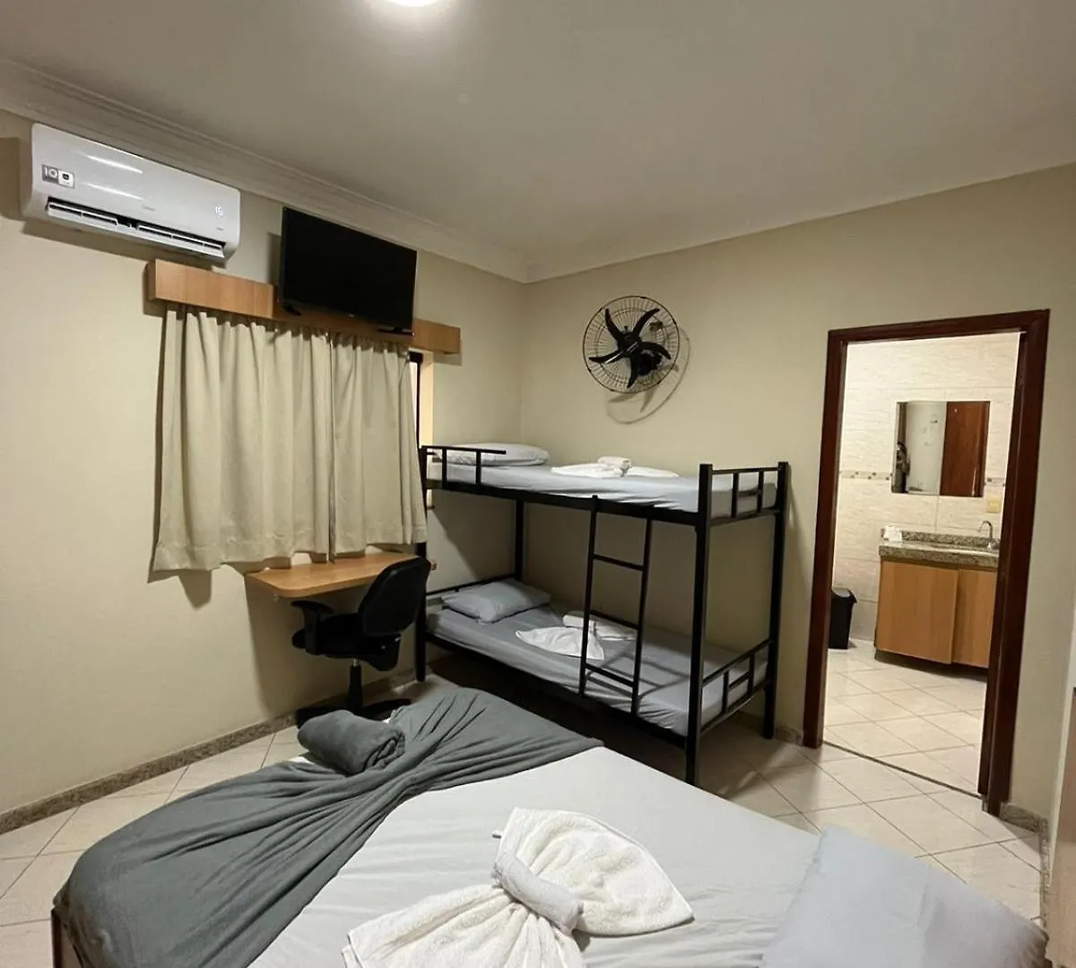 Hotel Pousada E Alojamento Santos Dumont Campinas